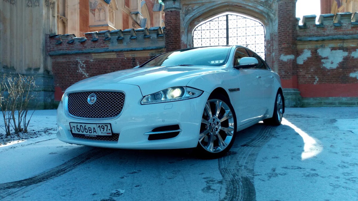 Jaguar XJ Sport — кадр 3 из 9