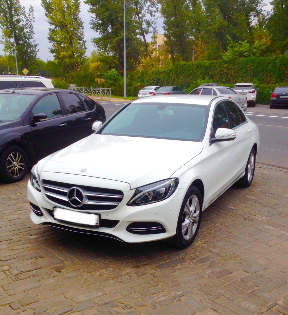 Mercedes-Benz — кадр 3 из 6