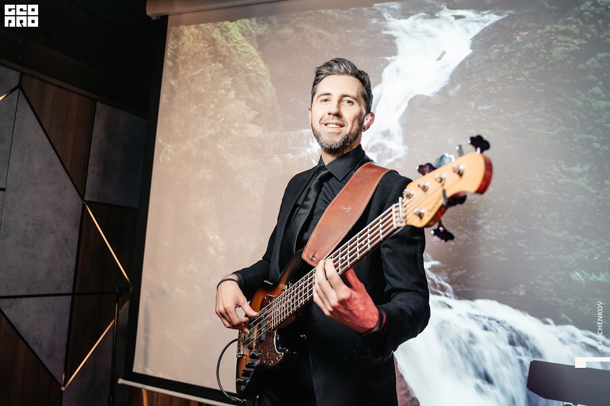 Кавер-группа на свадьбу Нижний Новгород Funkeys Music Band на открытии ресторана GQ в Твери
