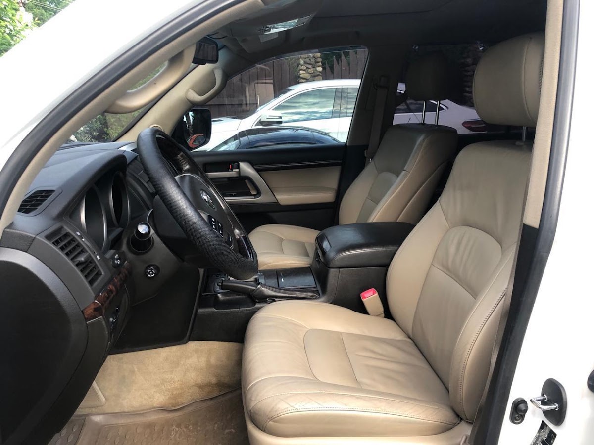 Toyota Land Cruiser 200 NEW