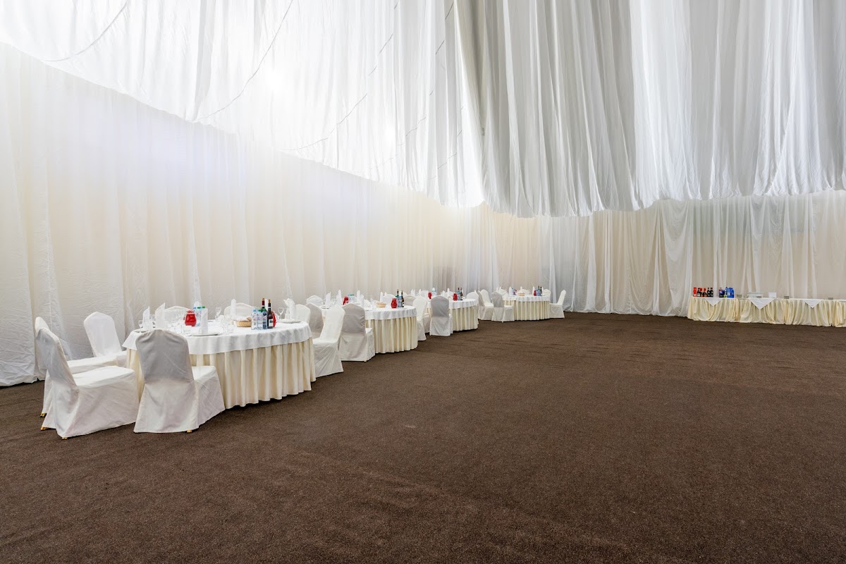 Банкетный зал «White Hall»
