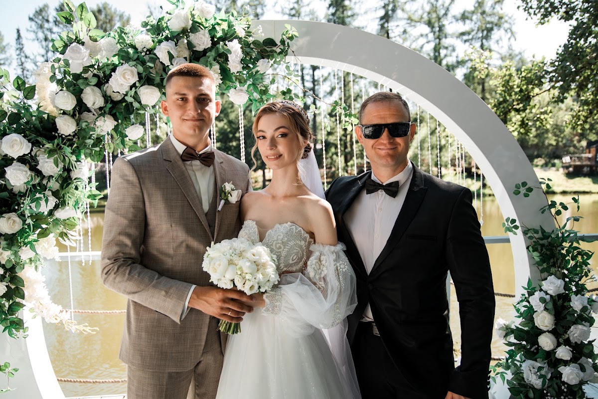 Виктор и Анастасия