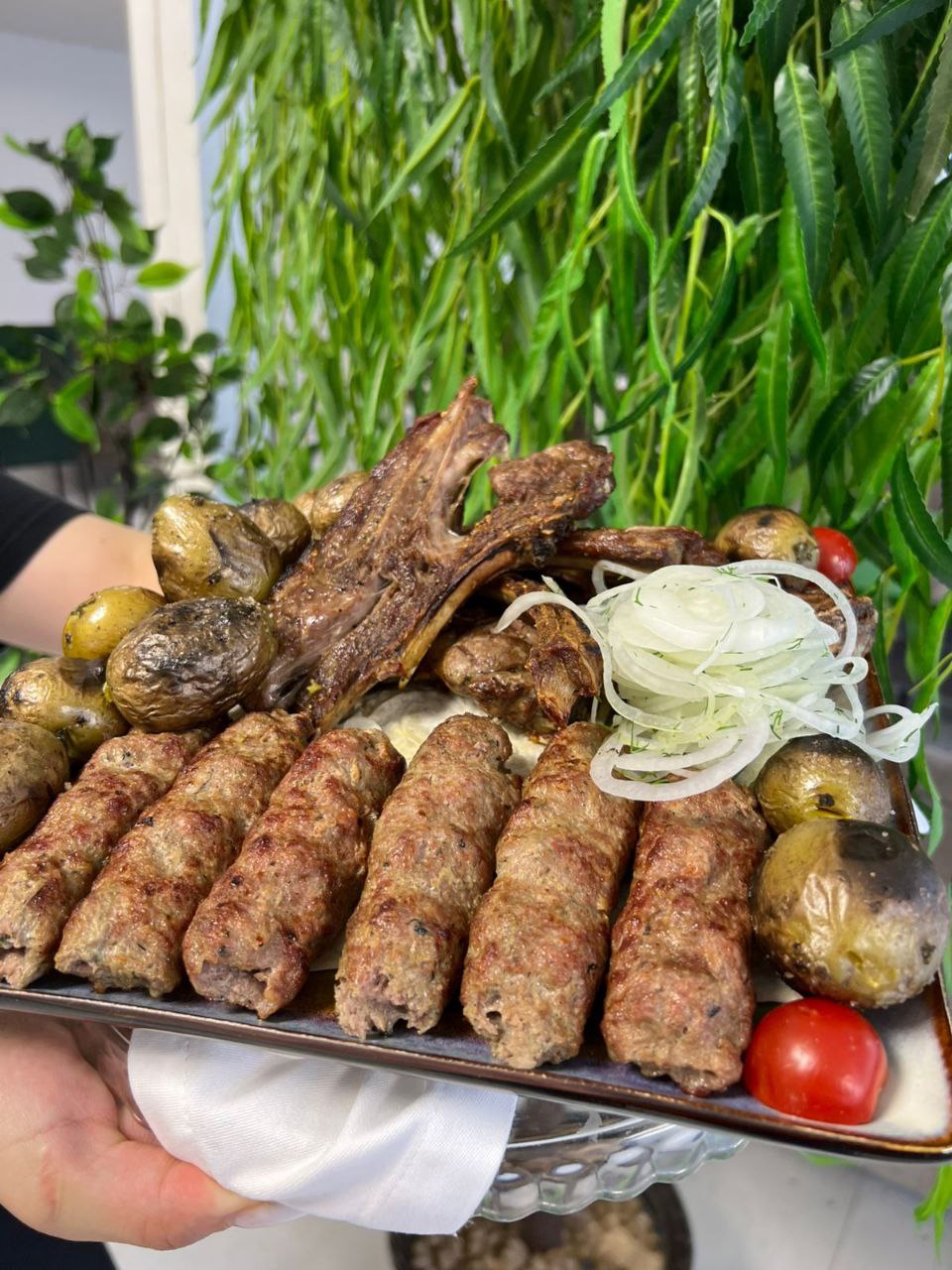 Подача блюд