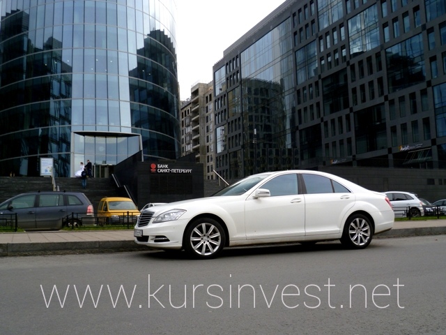 Mercedes-Benz S-class W221