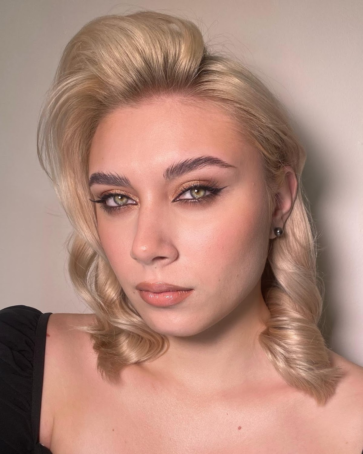 Евгения Славкина — кадр 3 из 17