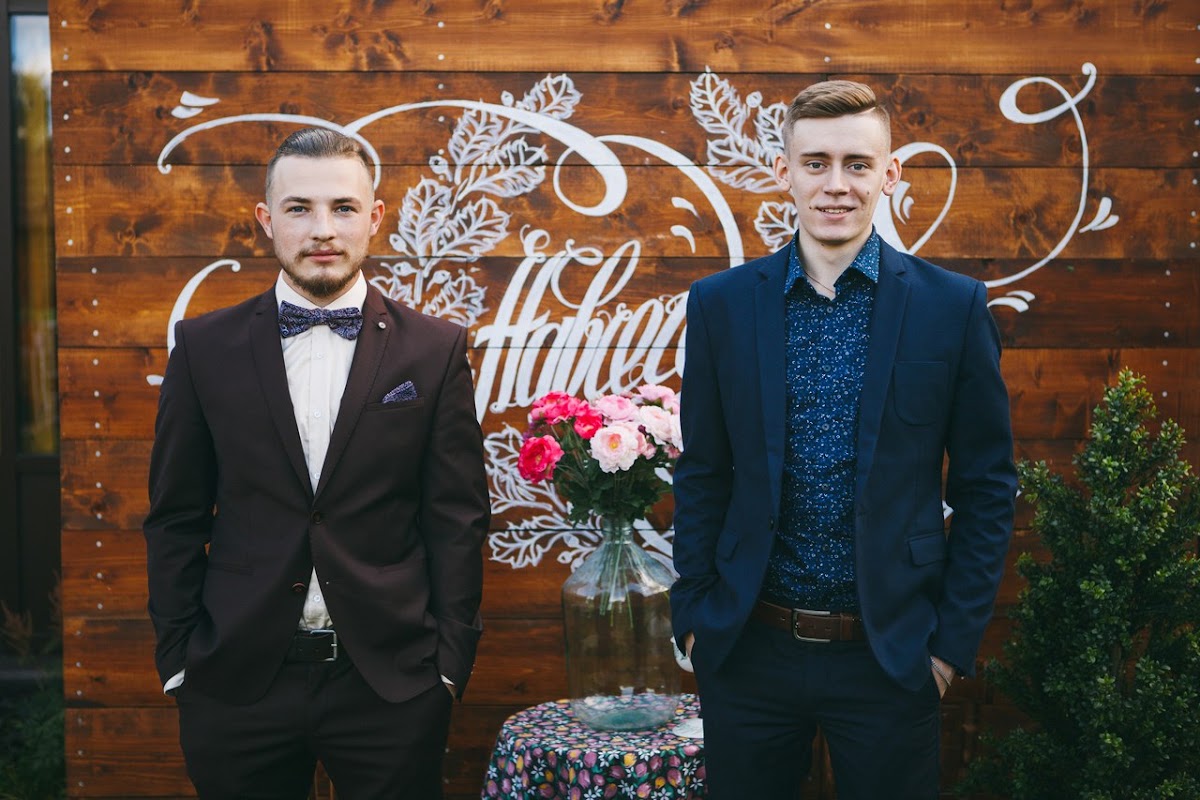 За кадром