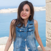 Элина Норова