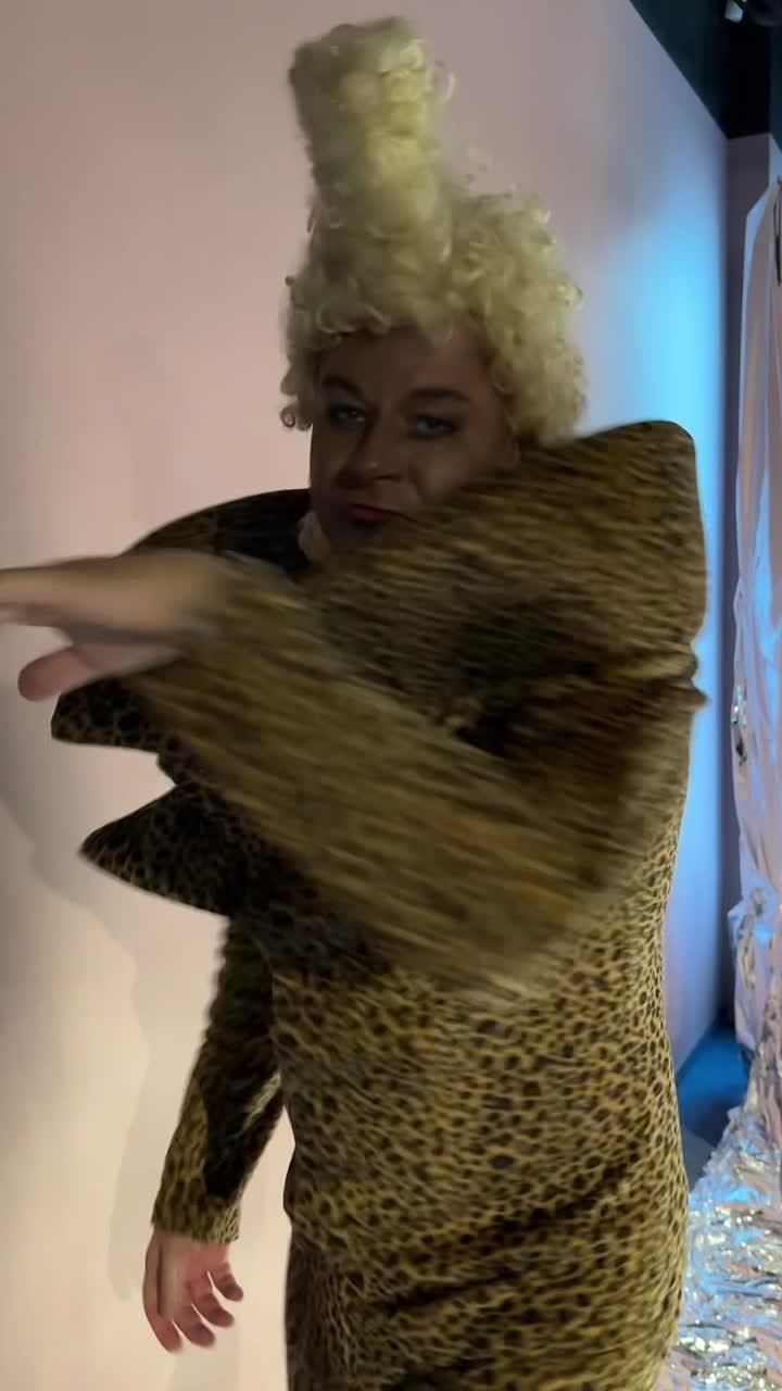 Видео