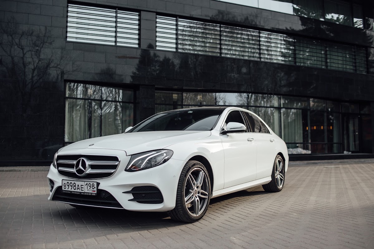 Mercedes-Benz W213 AMG style — кадр 4 из 6