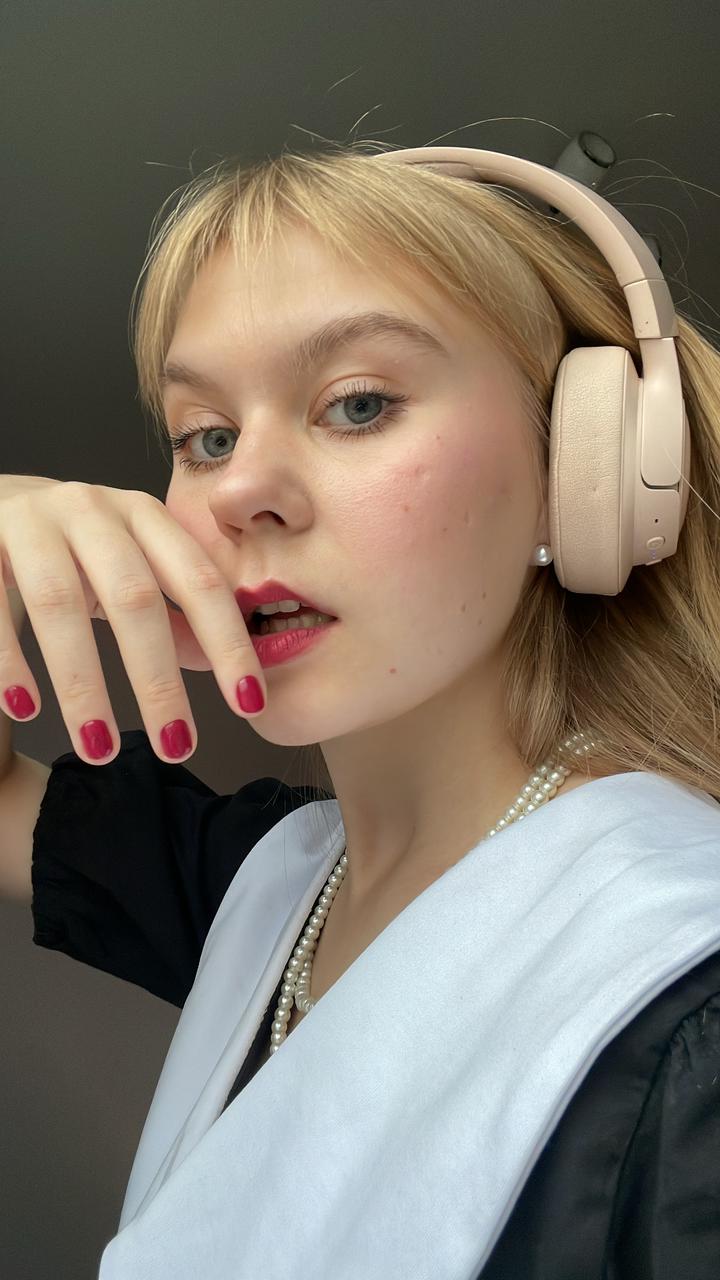 Анна Емельянова