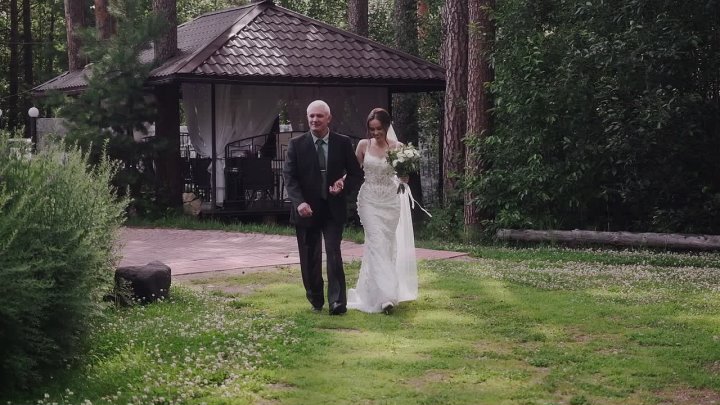 Видео