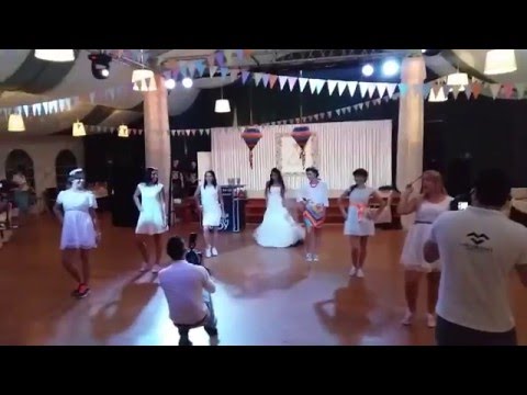 Видео