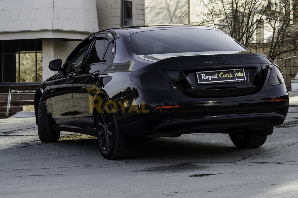 Mercedes-Benz E-class W213 Черный