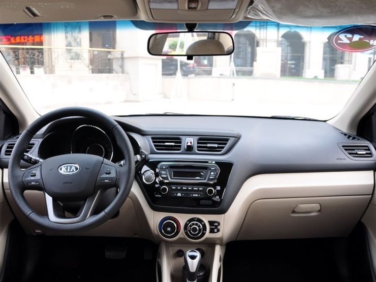 Kia Rio — кадр 2 из 2