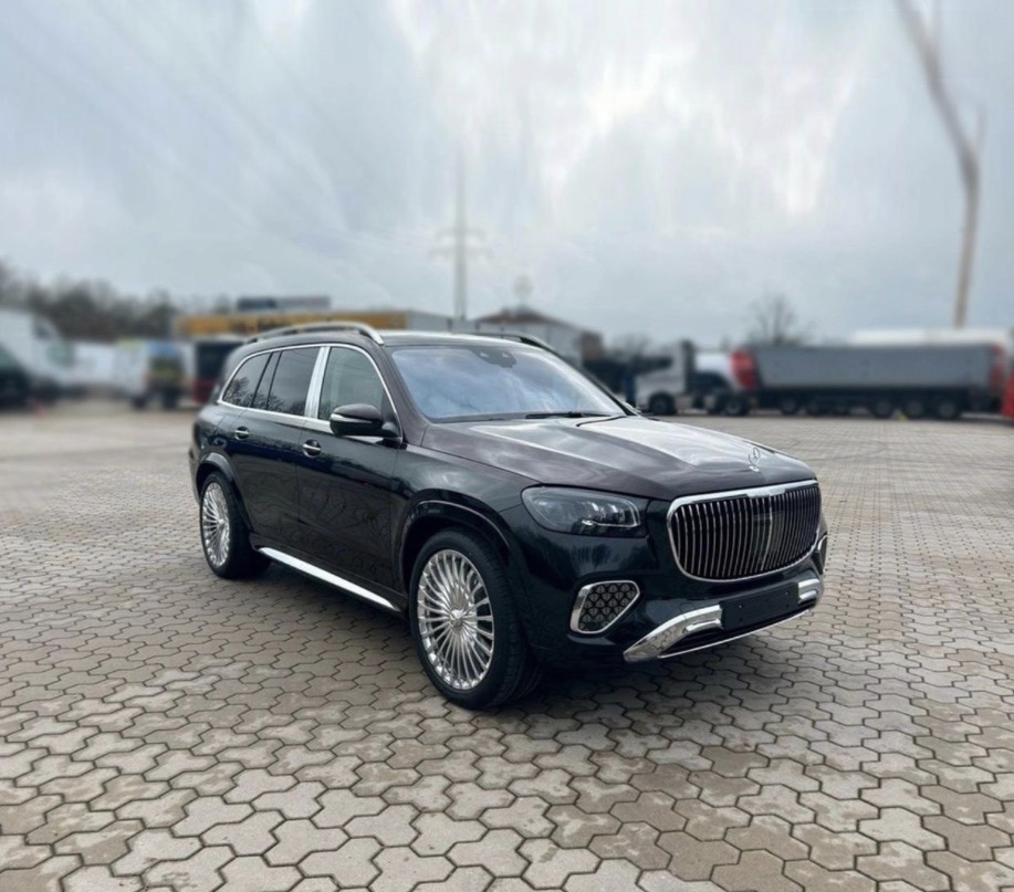 Mercedes GLS  maybach — кадр 4 из 6