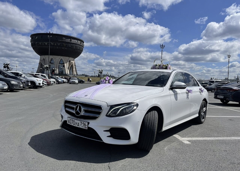 Mercedes-Benz E-Class W213