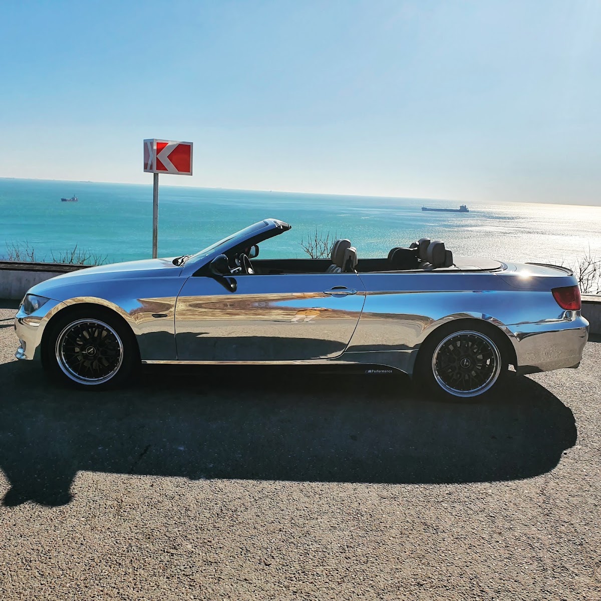 Хромированный кабриолет BMW