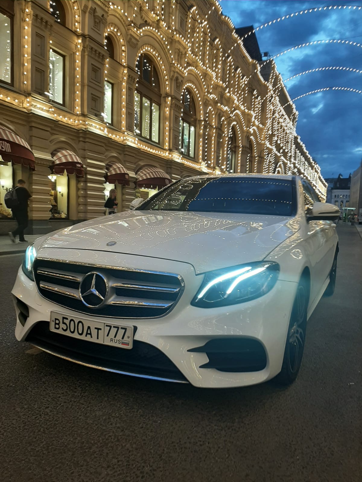 Мерседес Е200 АМГ гос.N 500