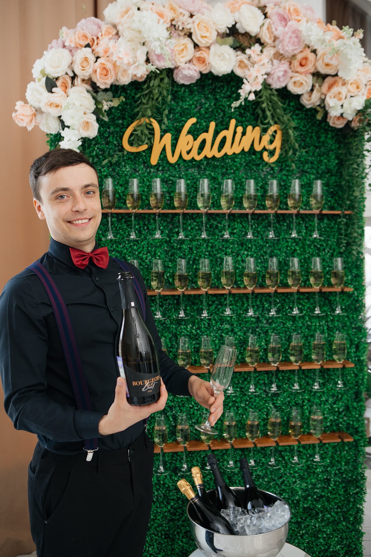 Фотозона с бокалами от Barboss Catering