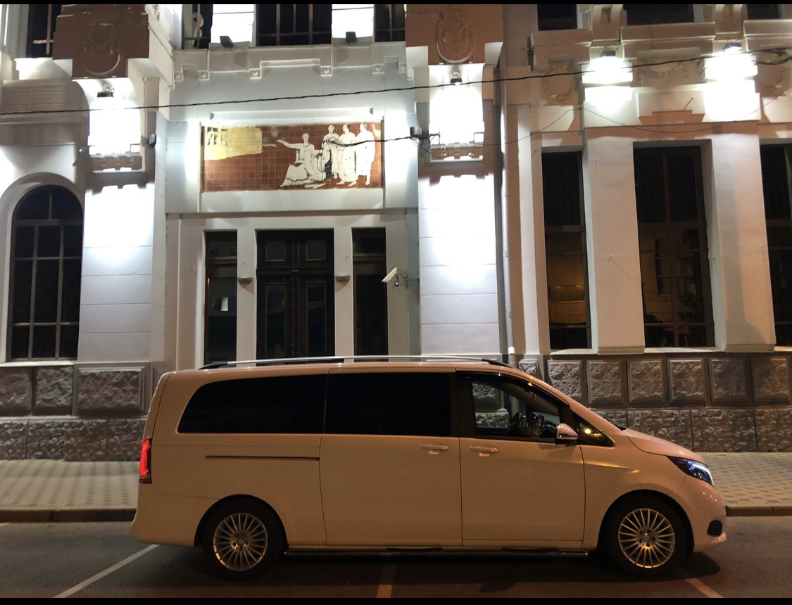 Mercedes v class