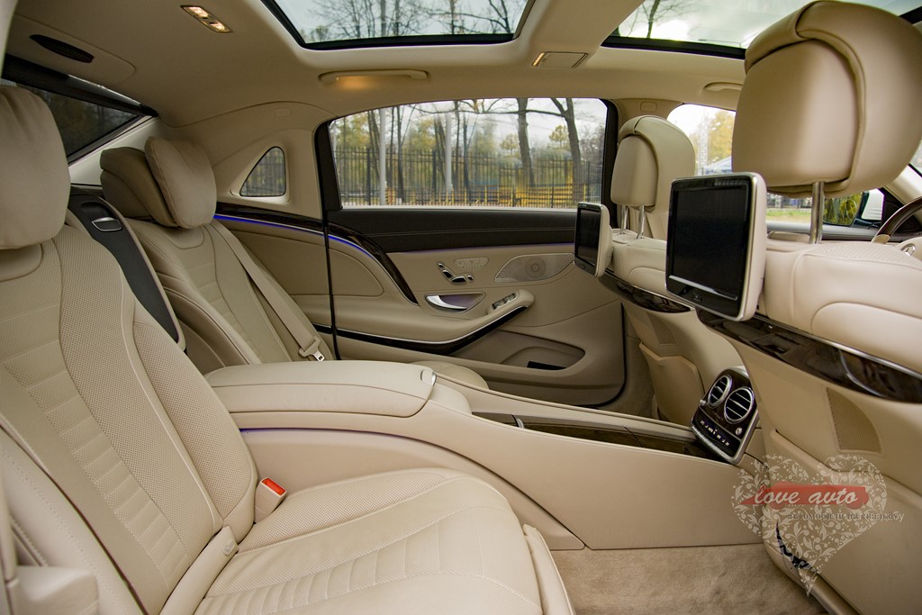 Mercedes-Benz S222 Maybach