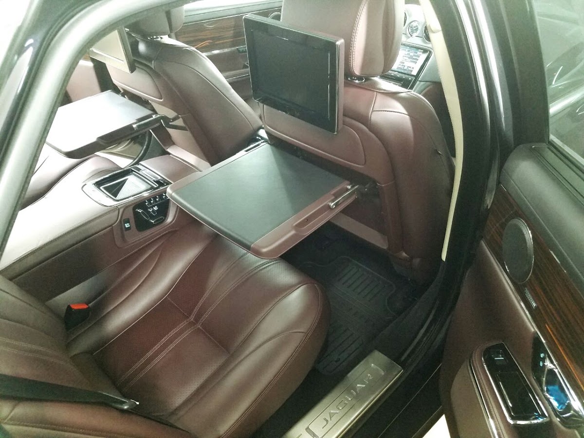 Ягуар XJ