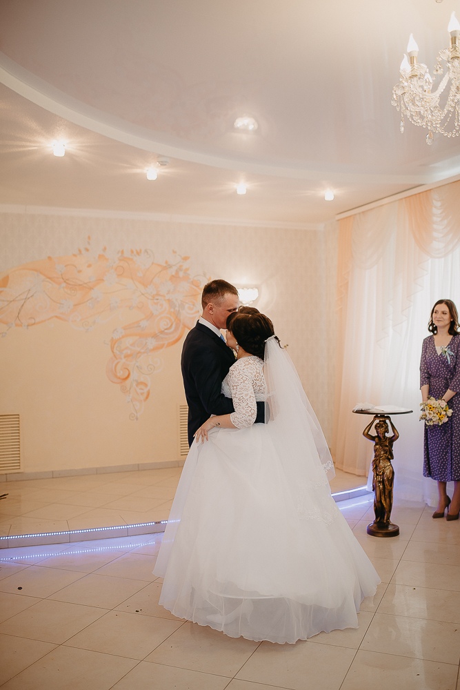 Антон Тихомиров