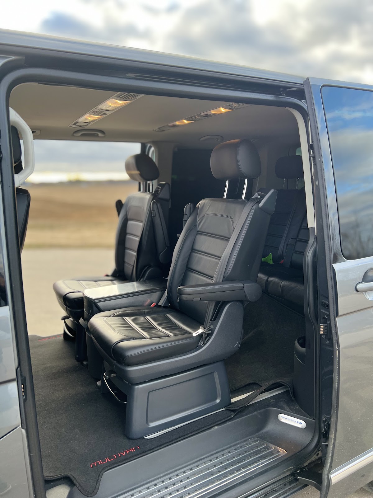 Volkswagen Multivan 6.1