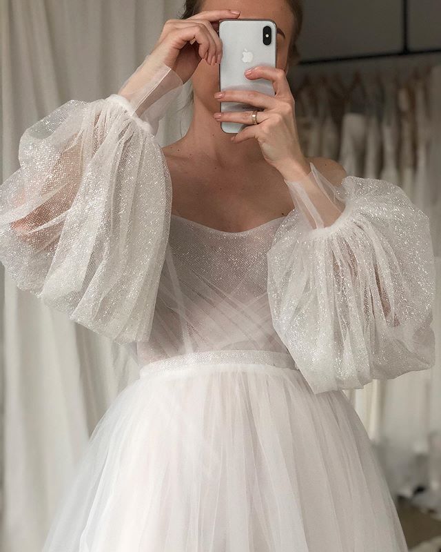 Свадебное платье — кадр 2 из 3