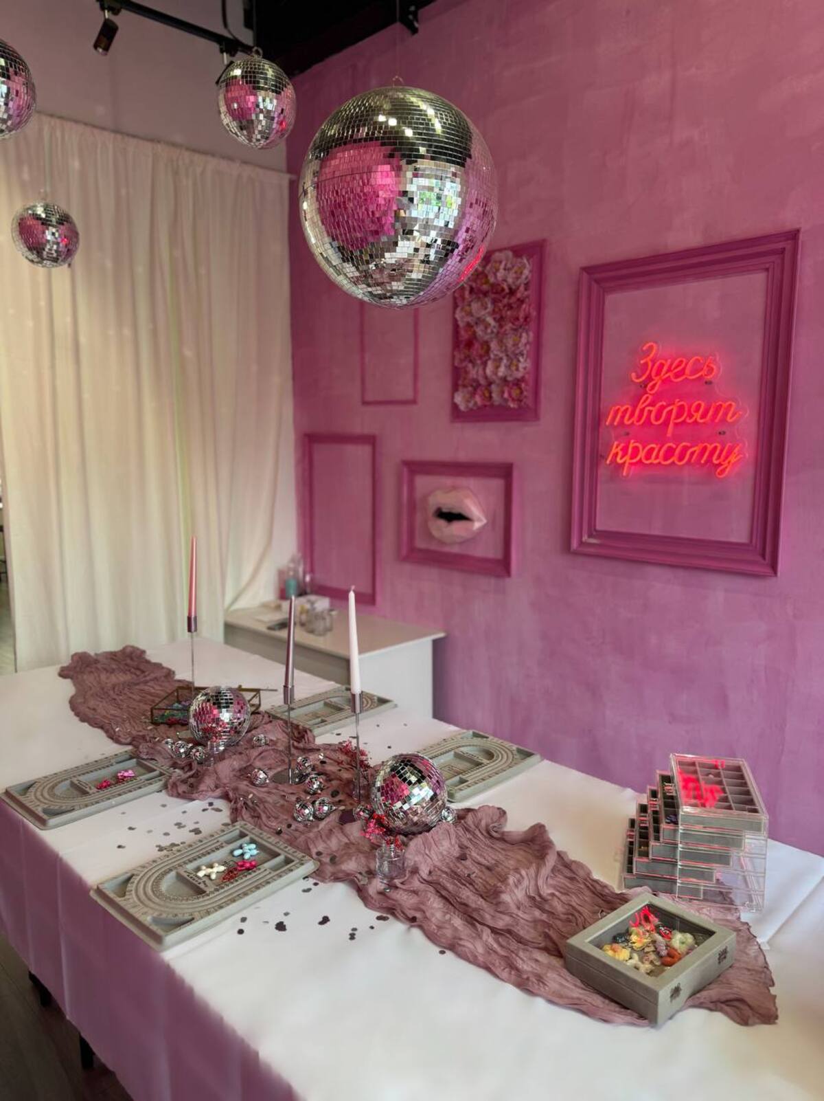 Makeup kitchen — кадр 3 из 10