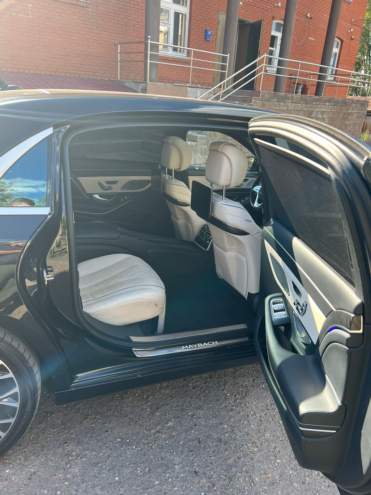 mercedes s 222 maybach — кадр 2 из 2