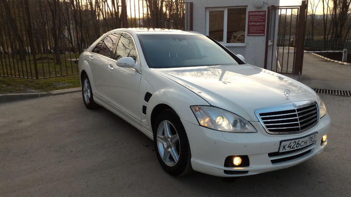 Mercedes 221 AMG