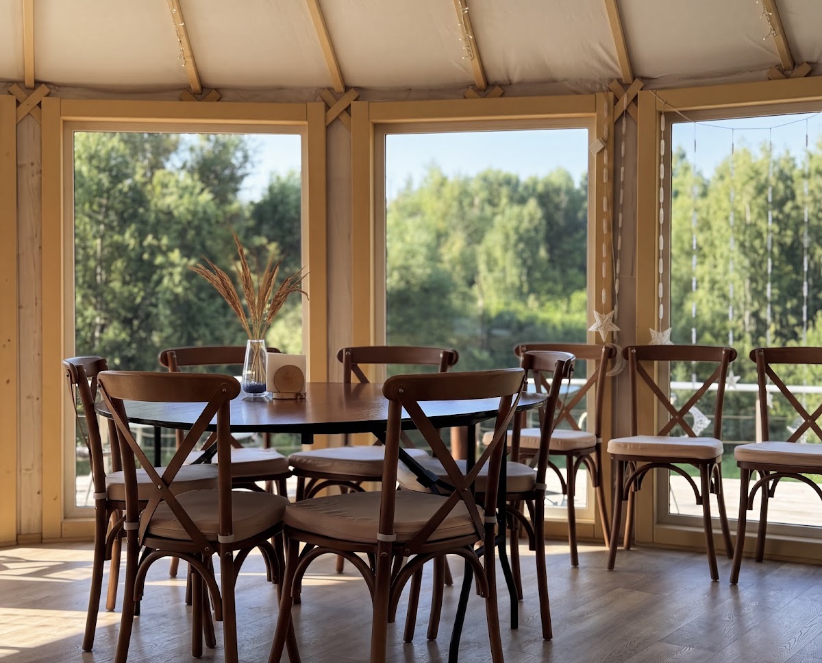 Club Yurt