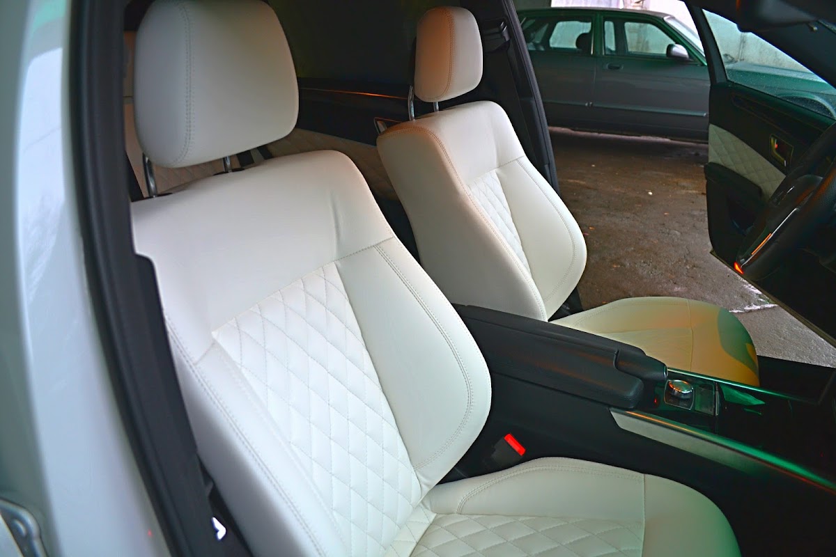 Mercedes-Benz E200 AMG