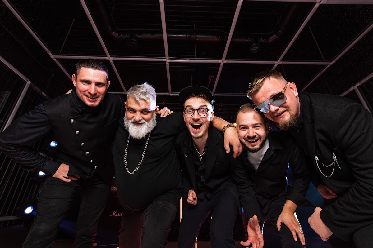 Moroz Band, кавер-группа — кадр 3 из 49