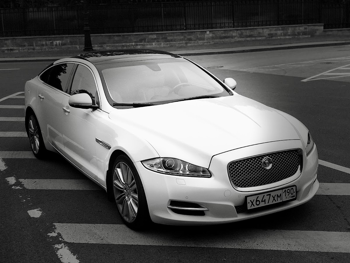 Jaguar XJ Long — кадр 3 из 15