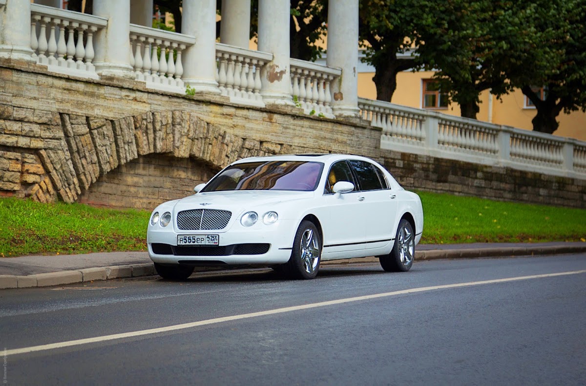 Bentley Continental Flying Spur