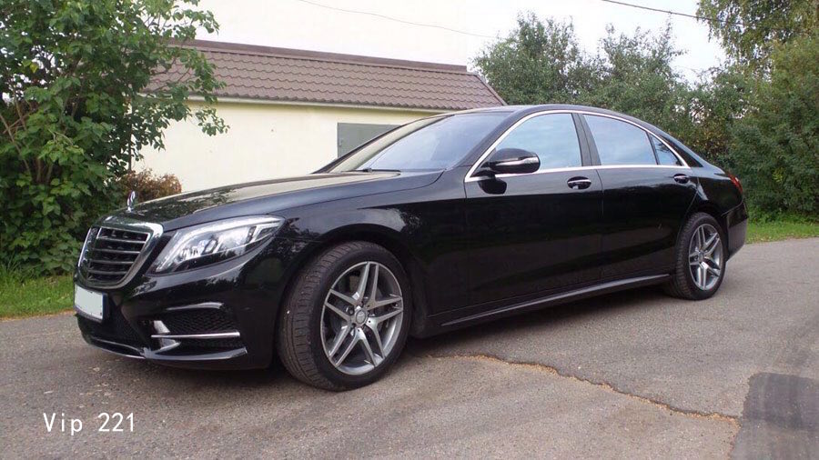 Mercedes-Benz W 222 S500