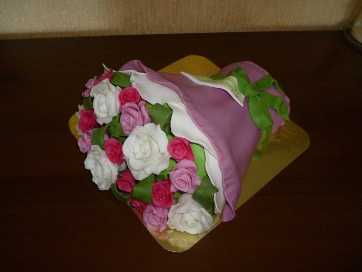 Торты — букеты.