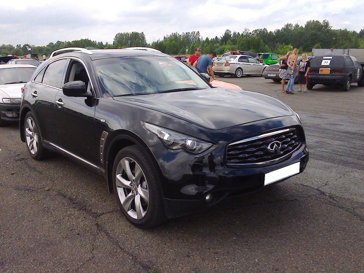 Infiniti FX50S