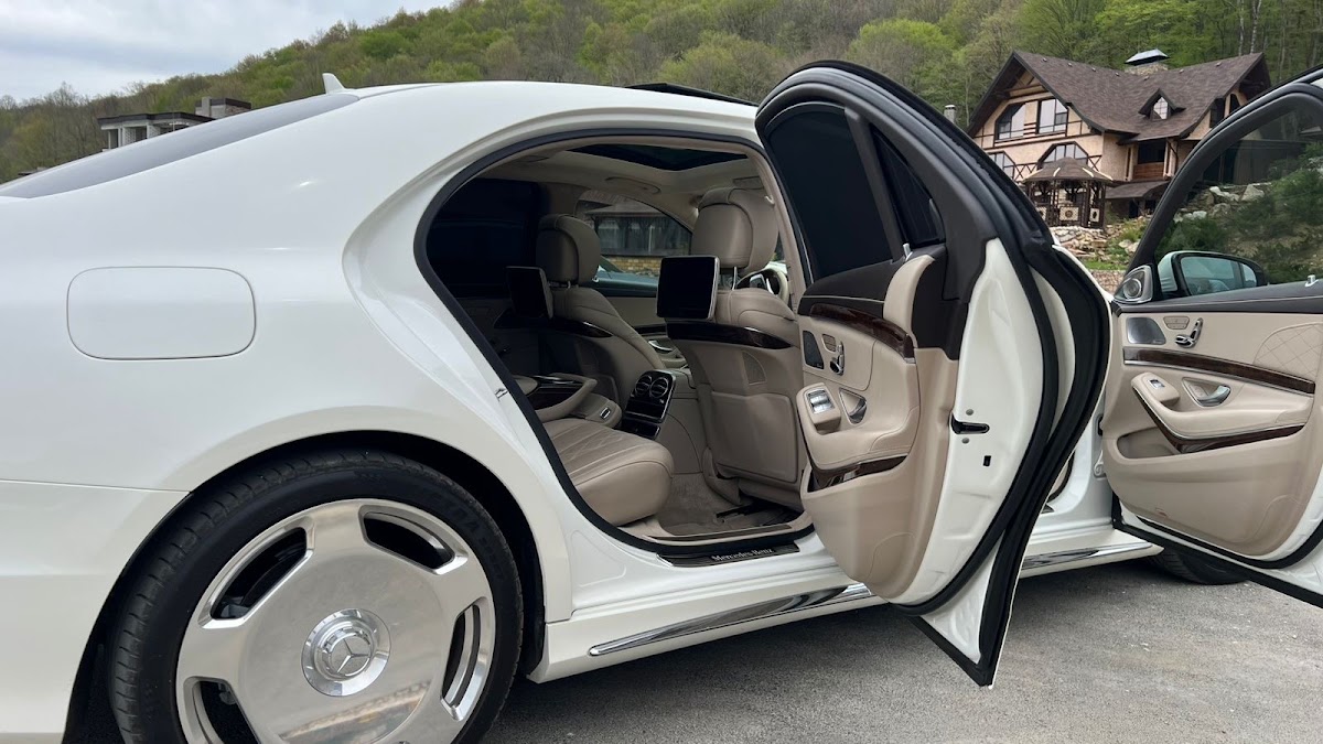 Mercedes s-class 222 long в стиле Майбаха