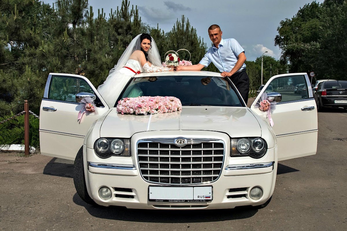 chrysler C300 перламутр — кадр 4 из 18