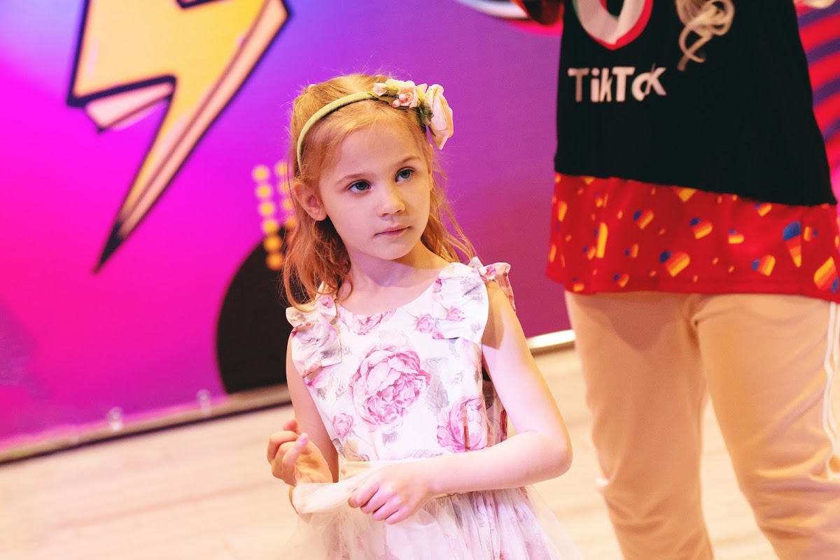 Лиза Игорь