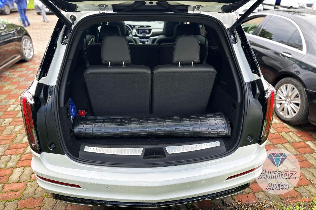 Cadillac XT6