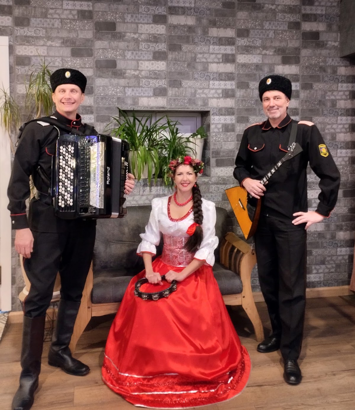 С КАЗАЧЬИМ ДУХОМ