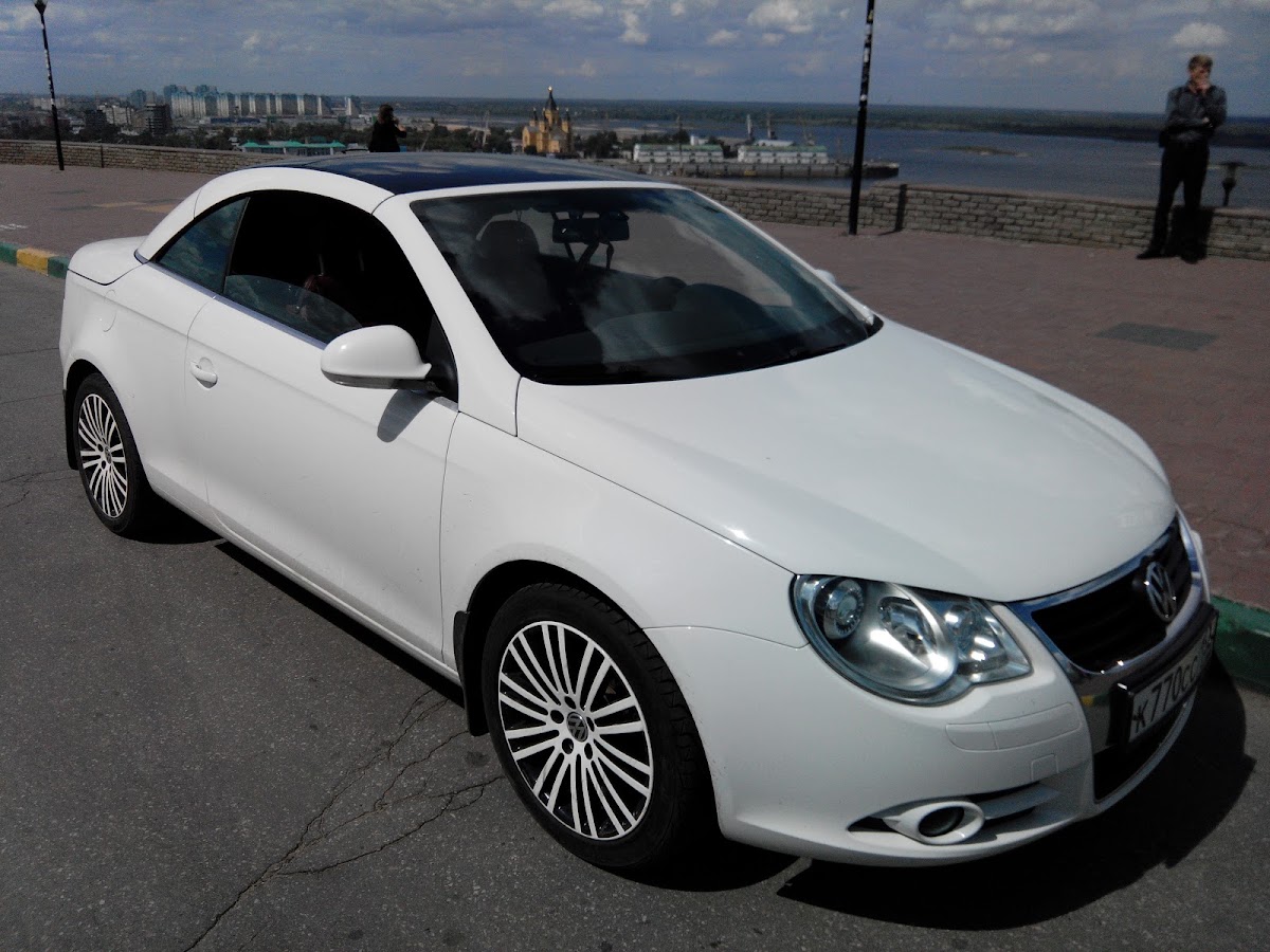Volkswagen Eos