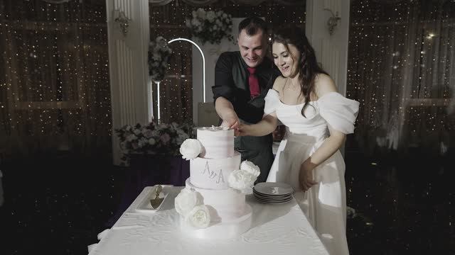 Видео