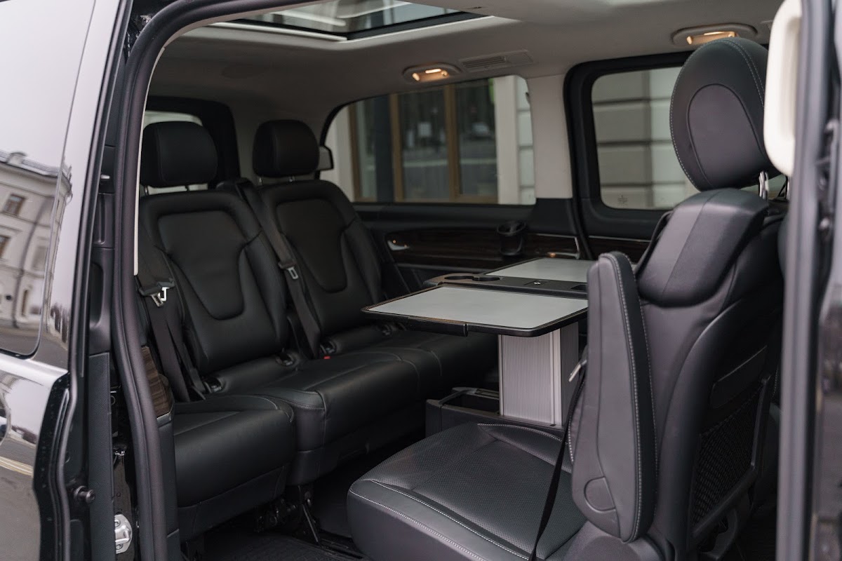 Mercedes V-class