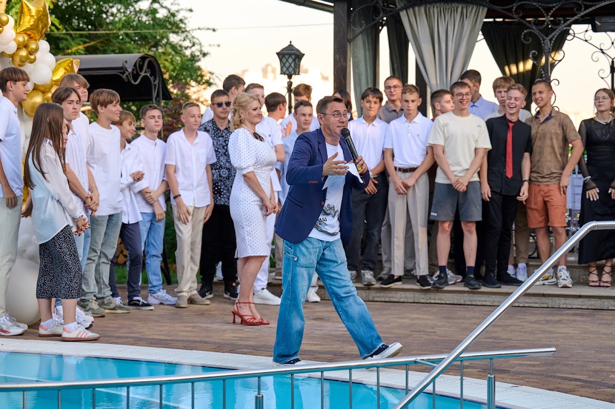 ВЫПУСКНОЙ 9А