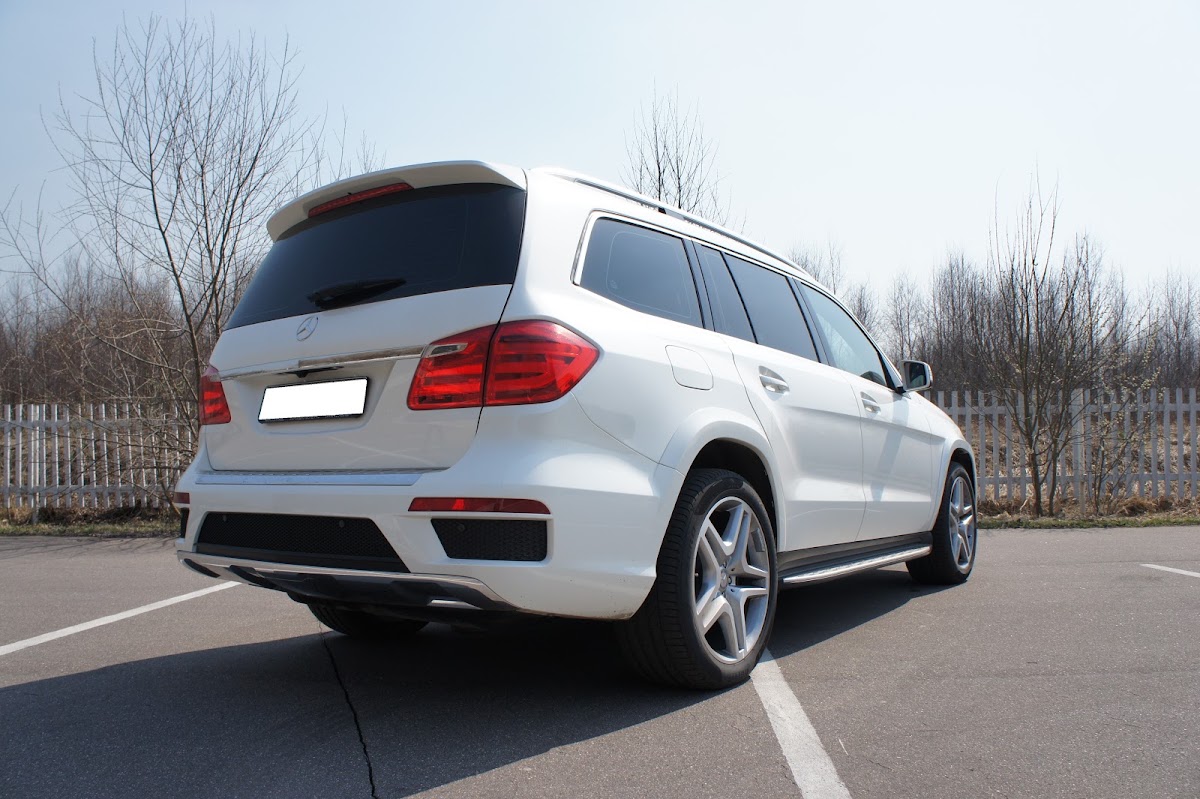 Mercedes-Benz GL — кадр 3 из 7